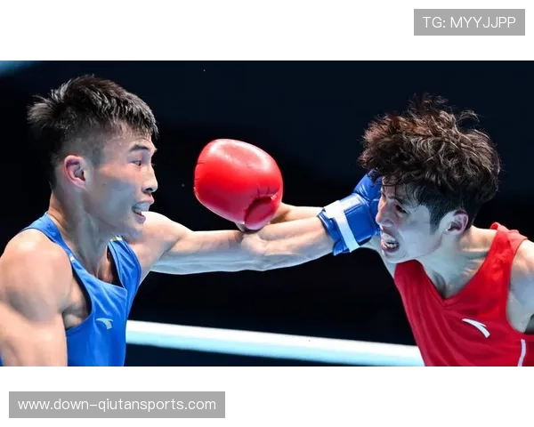 全运会拳击赛场激战 李蜂成功晋级下一轮 郑豪杰不敌广西选手刘子琦