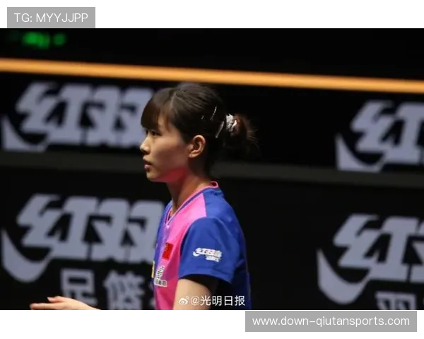 孙颖莎比赛结束后安慰队友刘炜珊,体现友谊第一 孙颖莎比赛结束后安慰队友刘炜珊,体现友谊第一