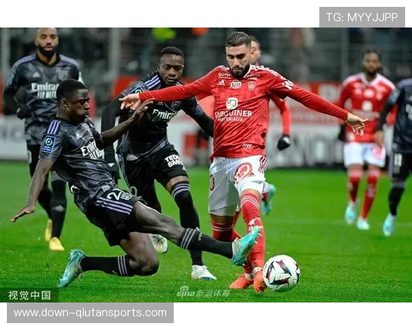 布雷斯特2-0欧塞尔，主队中场敦比亚4球2助攻表现亮眼